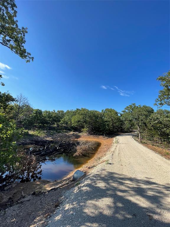 208 Red Top Road Valley View, TX 76272 - Photo 8 of 18