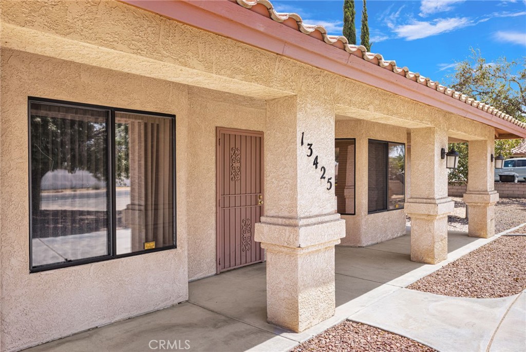 13425 Rincon Road Apple Valley, CA 92308 - Photo 6 of 64 Gallery Image 6