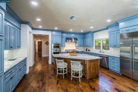 $4,295,000 | 53 Hidden Oaks Drive, Lafayette, CA 94549