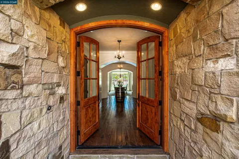 $4,295,000 | 53 Hidden Oaks Drive, Lafayette, CA 94549