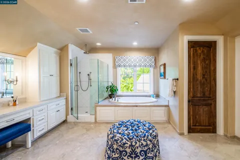 $4,295,000 | 53 Hidden Oaks Drive, Lafayette, CA 94549