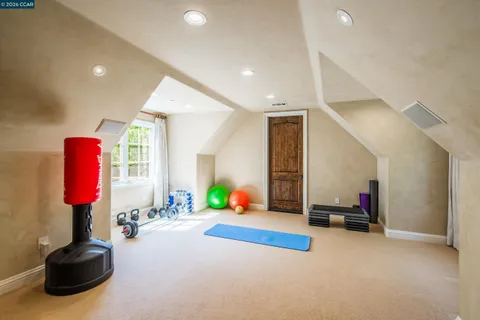 $4,295,000 | 53 Hidden Oaks Drive, Lafayette, CA 94549