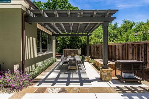 $4,295,000 | 53 Hidden Oaks Drive, Lafayette, CA 94549