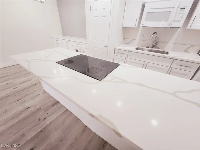 $1,295 | 1291 Elizabeth Avenue, Unit 2, Las Vegas, NV 89119