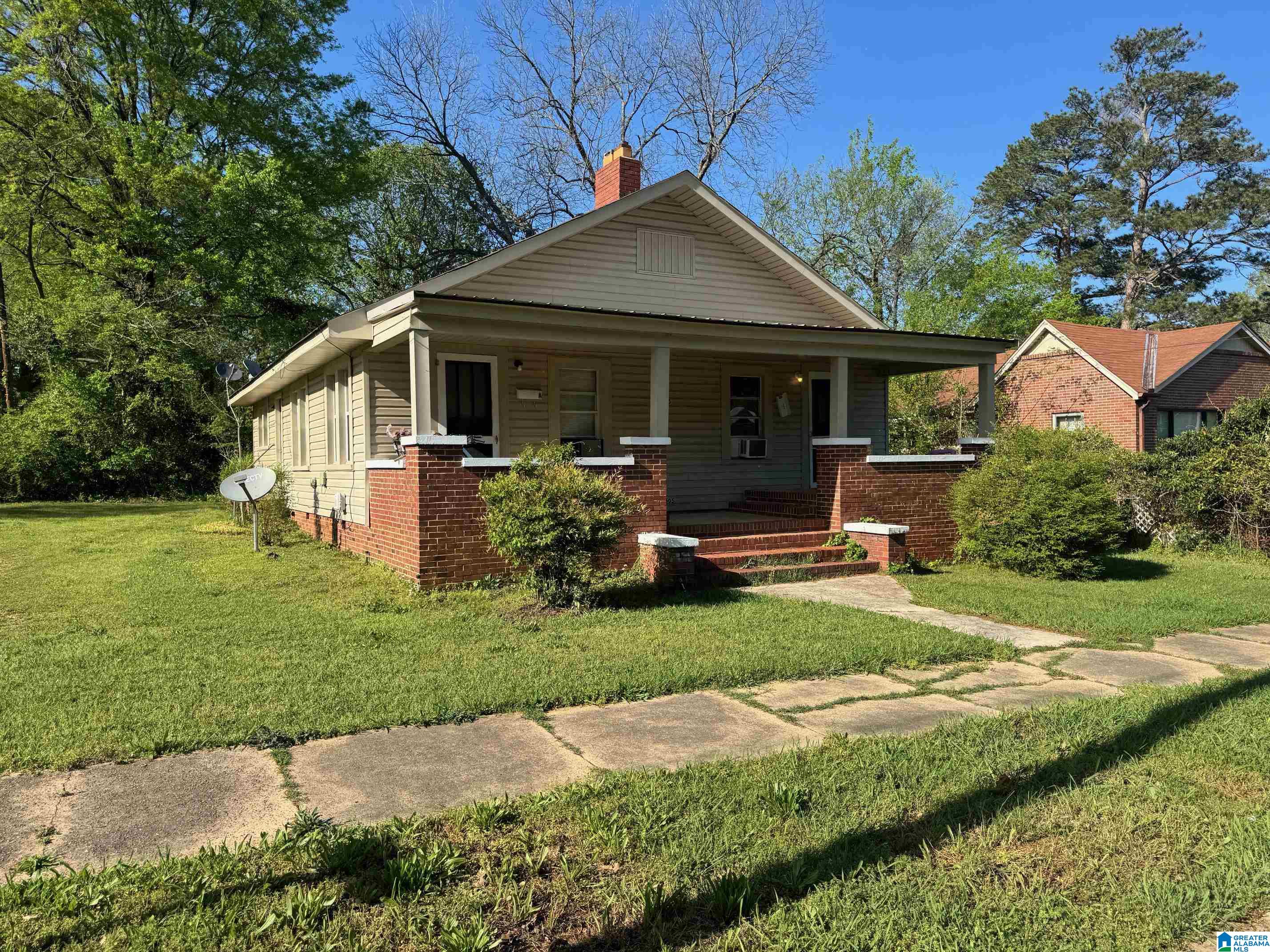 605 Randall Street Gadsden, AL 35901 - Photo 1 of 2