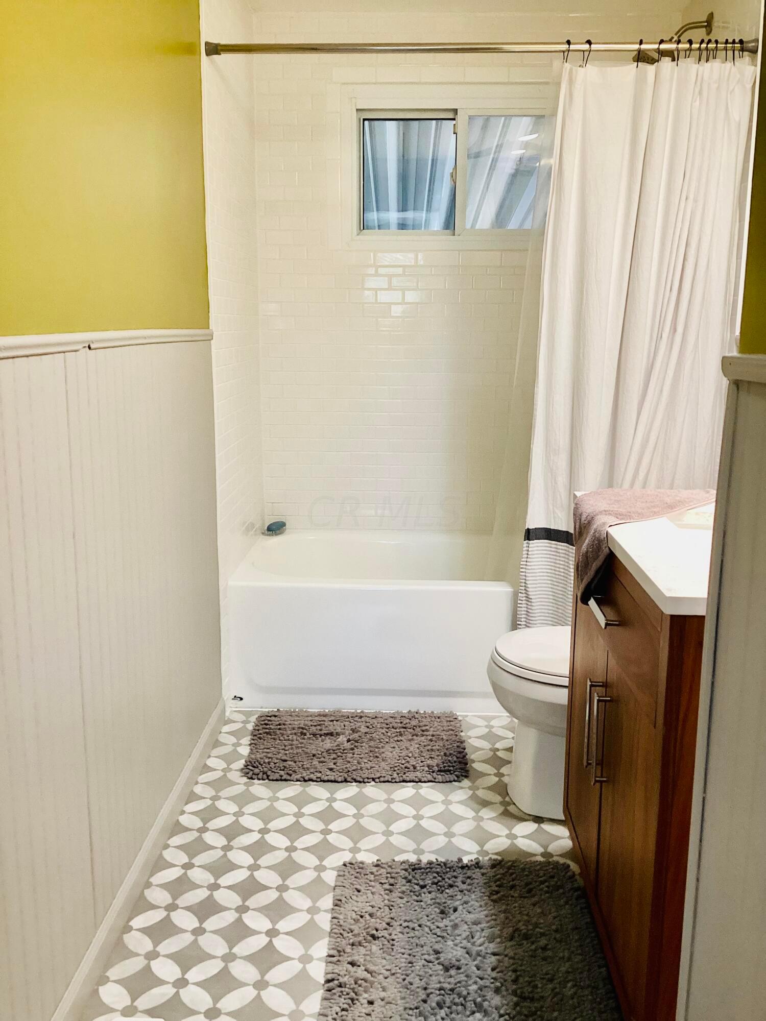 3984 Lynward Road Columbus, OH 43228 - Photo 14 of 34 All new bathroom!