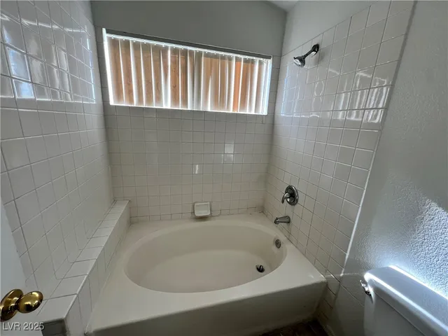 $2,050 | 1605 Los Alamos Drive, North Las Vegas, NV 89031