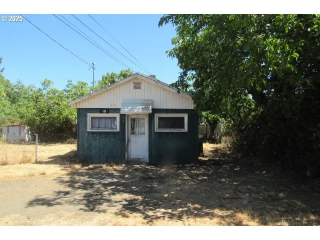 $139,900 | 119 Walnut Street, Myrtle Creek, OR 97457