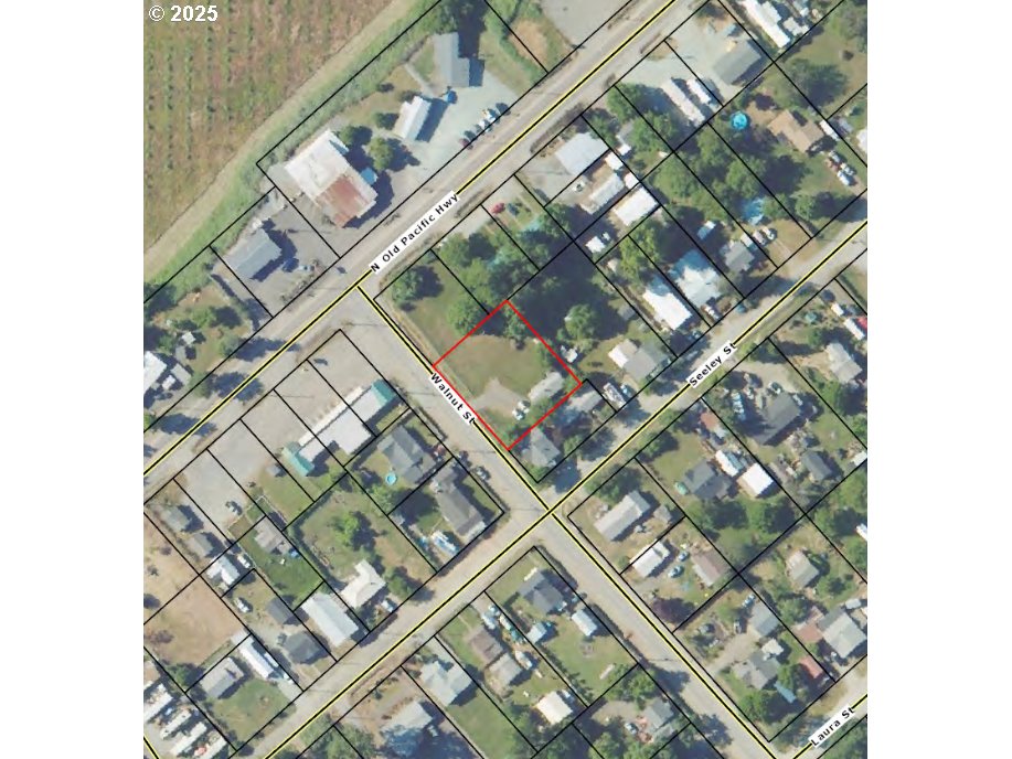 119 Walnut Street Myrtle Creek, OR 97457 - Photo 2 of 6