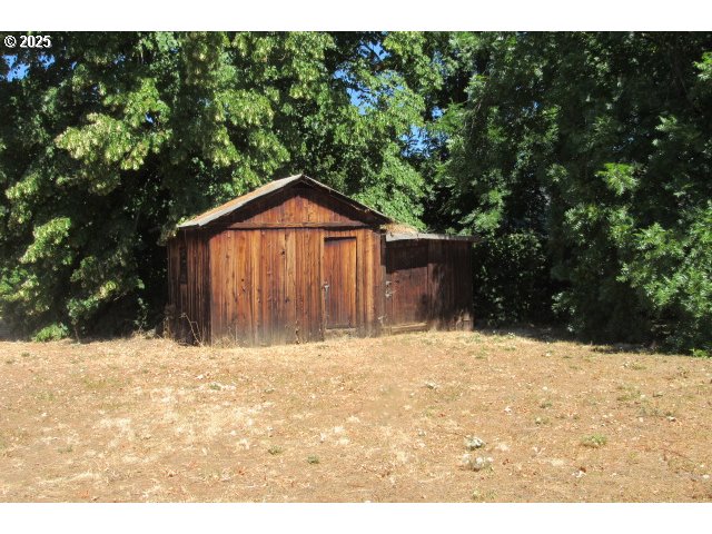 119 Walnut Street Myrtle Creek, OR 97457 - Photo 6 of 6