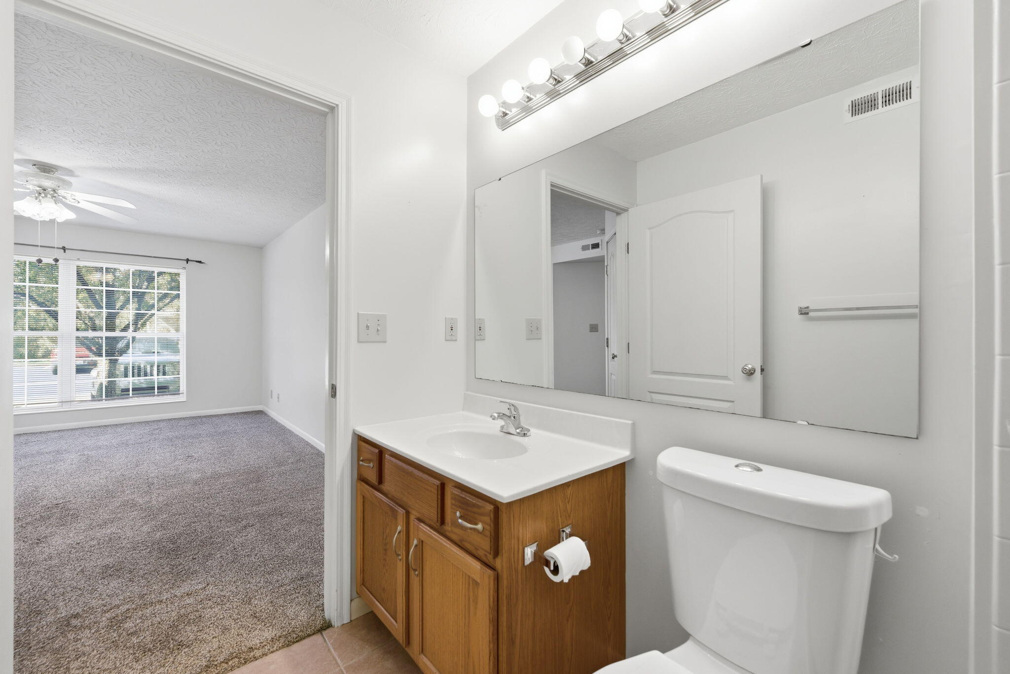 402 Napa Valley, Unit 203 Cold Spring, KY 41076 - Photo 17 of 33 P Bath view 2