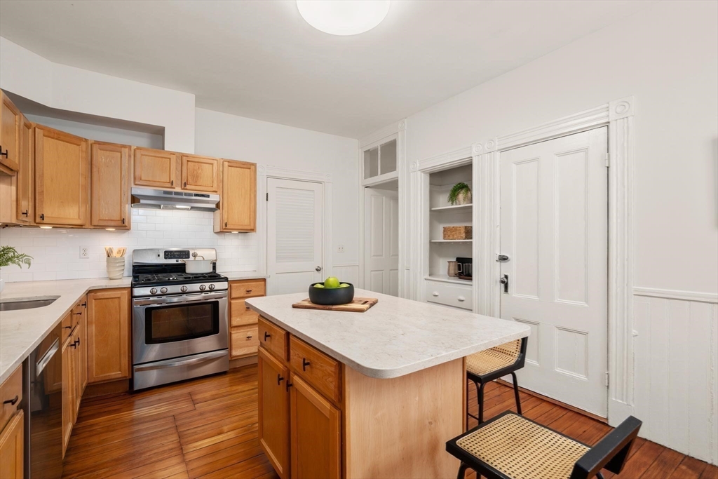 801 Centre Street, Unit 1 Boston, MA 02130 - Photo 15 of 26