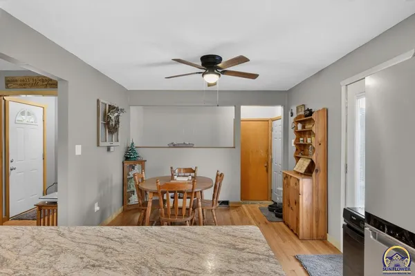 $229,750 | 504 Montana Avenue, Holton, KS 66436