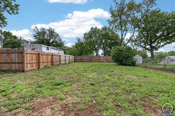 $229,750 | 504 Montana Avenue, Holton, KS 66436