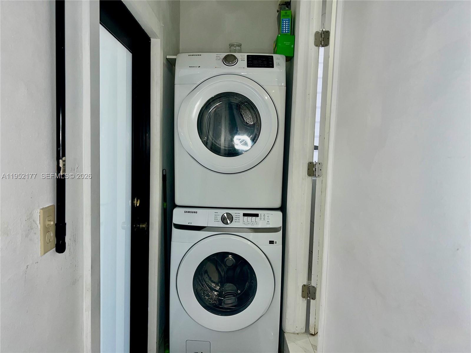 3297 Southwest 26th Street, Unit 3299 Miami, FL 33133 - Photo 27 of 39