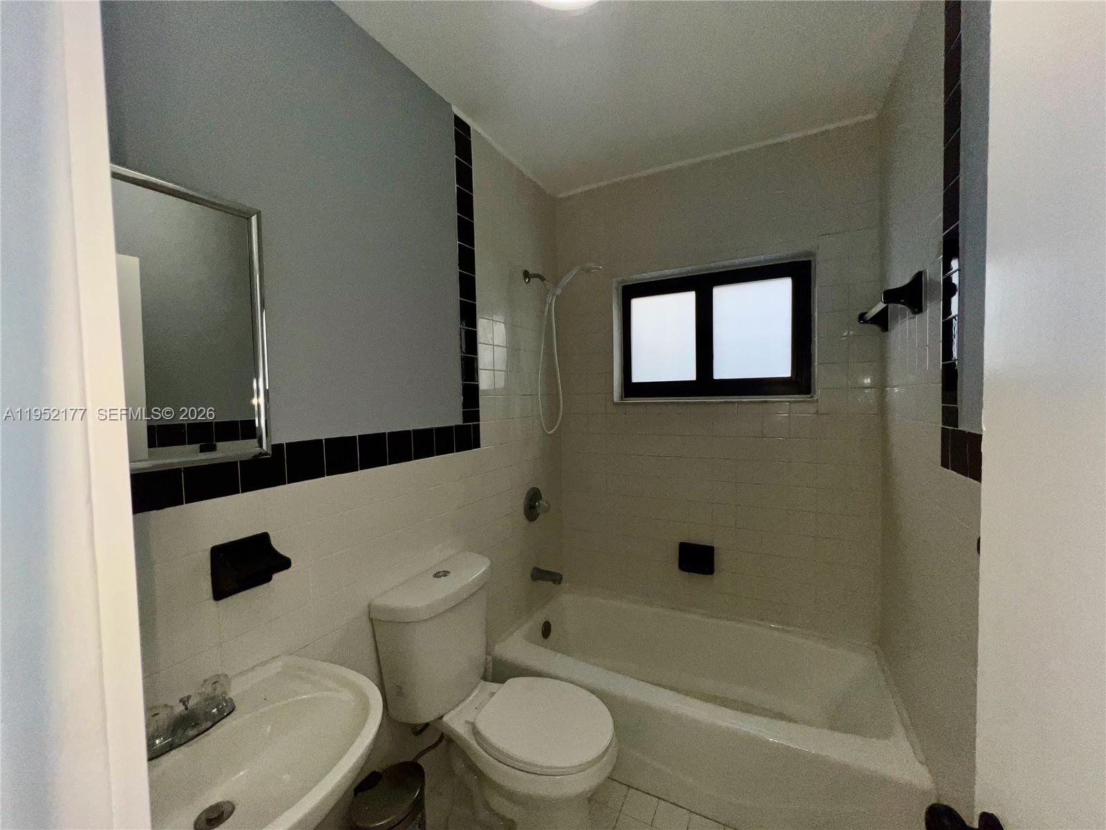 3297 Southwest 26th Street, Unit 3299 Miami, FL 33133 - Photo 33 of 39