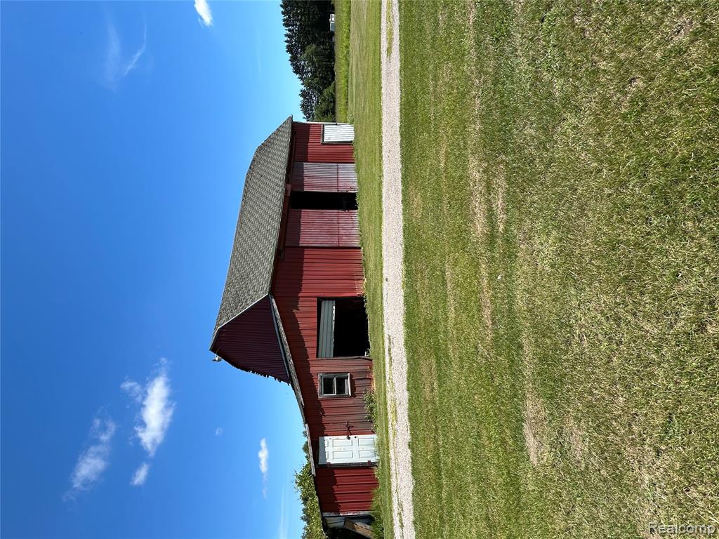 3850 Densmore Road Caro, MI 48723 - Photo 3 of 20