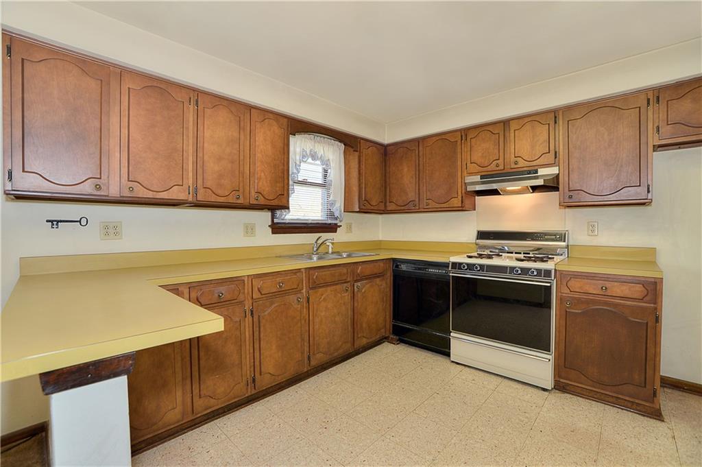 434 Thompsonville Road McMurray, PA 15317 - Photo 10 of 20 Gallery Image 10