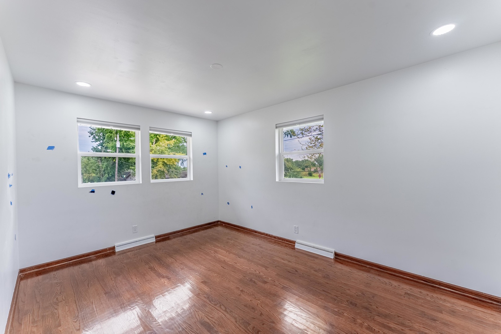 22819 Davy Court Plainfield, IL 60586 - Photo 31 of 36 an empty room with a window