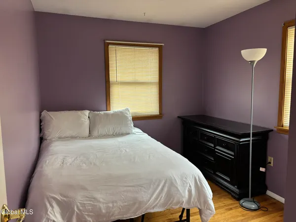 $2,900 | 52 Trottingham Road, Saratoga Springs, NY 12866