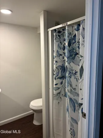 $2,900 | 52 Trottingham Road, Saratoga Springs, NY 12866