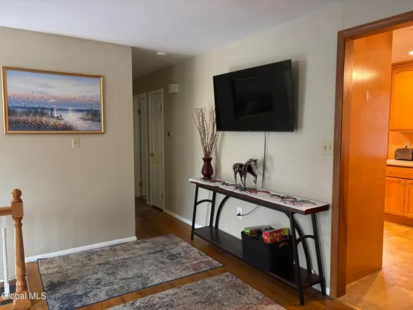 $2,900 | 52 Trottingham Road, Saratoga Springs, NY 12866