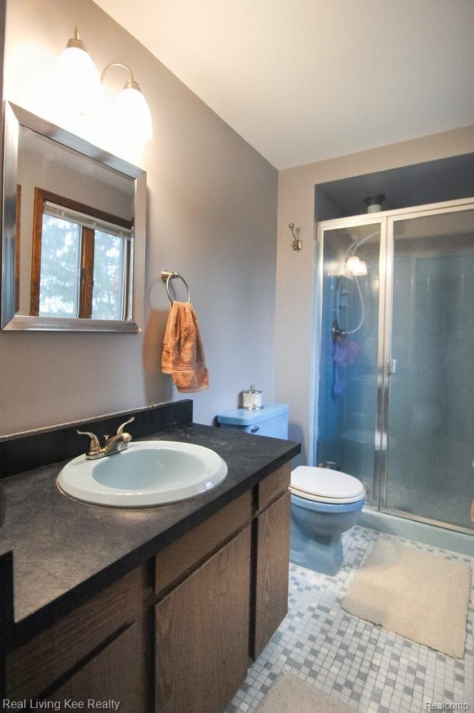 1695 Dancer Drive Rochester, MI 48307 - Photo 22 of 29 mbth.jpg