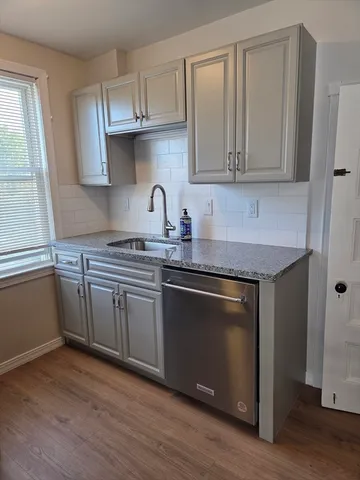 $3,400 | 397 Crescent Waltham Ma, Unit 2, Waltham, MA 02453