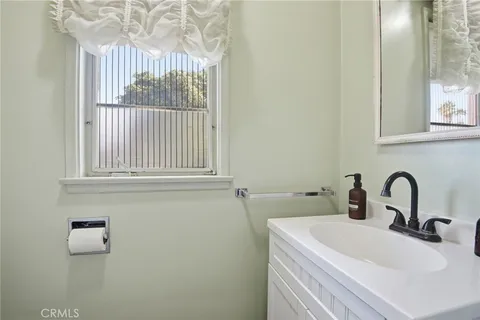 $649,900 | 4735 Oakwood Place, Riverside, CA 92506