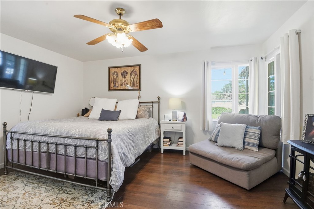 4735 Oakwood Place Riverside, CA 92506 - Photo 16 of 36