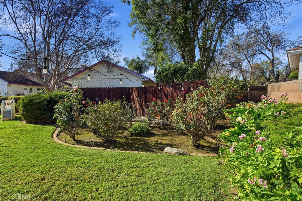 4735 Oakwood Place Riverside, CA 92506 - Photo 30 of 36