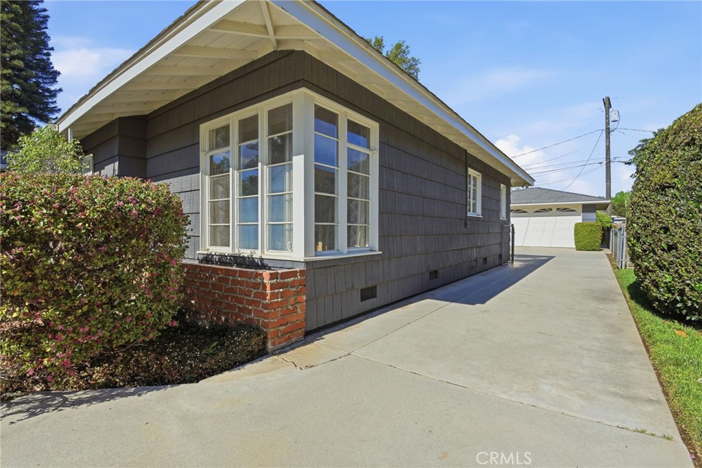 4735 Oakwood Place Riverside, CA 92506 - Photo 32 of 36