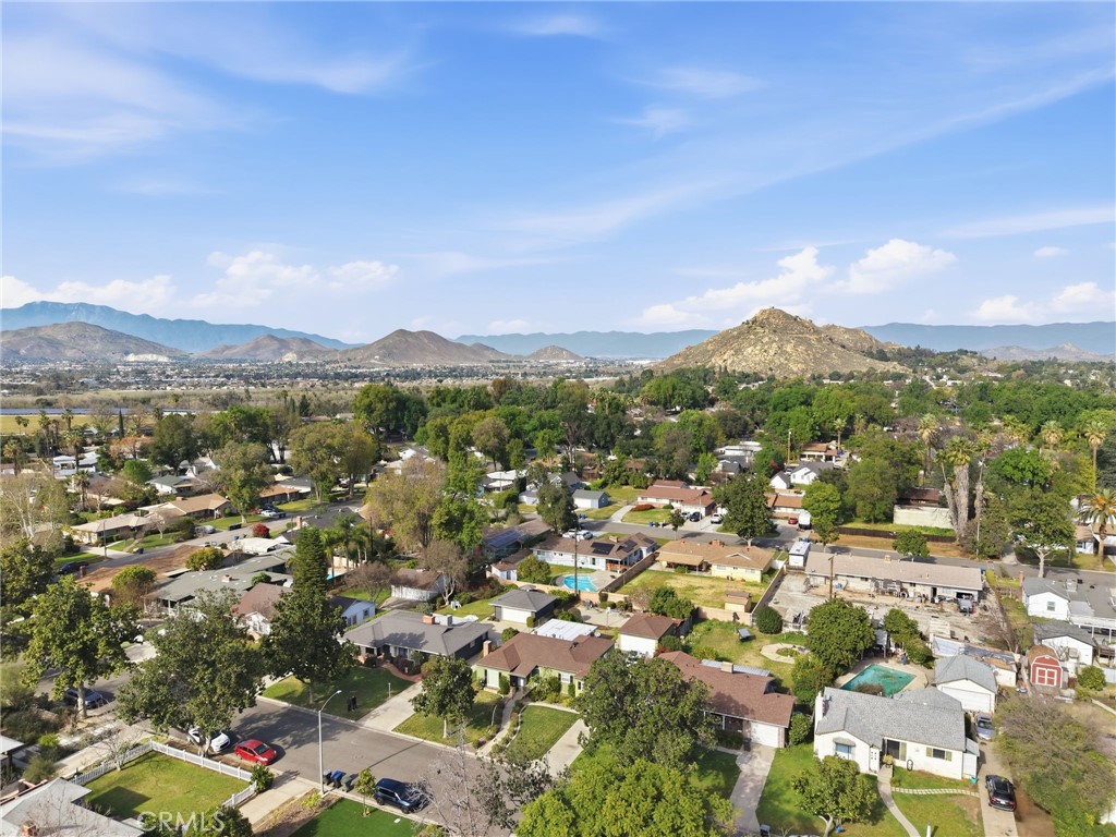 4735 Oakwood Place Riverside, CA 92506 - Photo 35 of 36