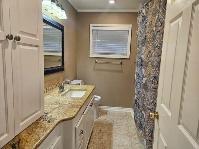 $349,500 | 709 Brock Drive, Corpus Christi, TX 78412