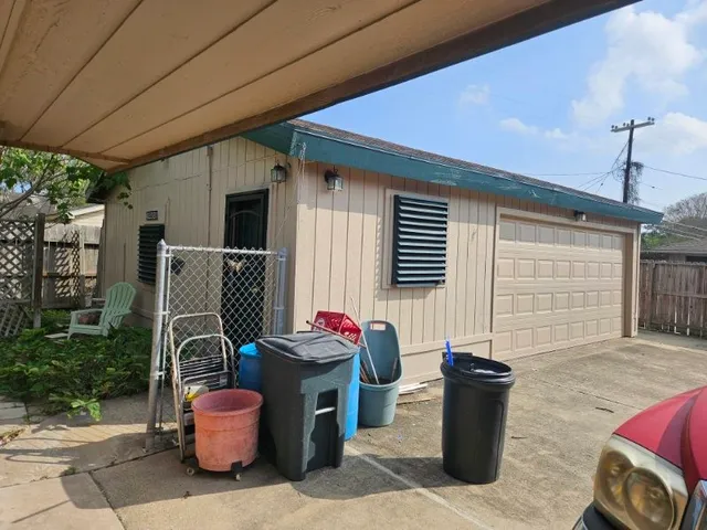 $349,500 | 709 Brock Drive, Corpus Christi, TX 78412