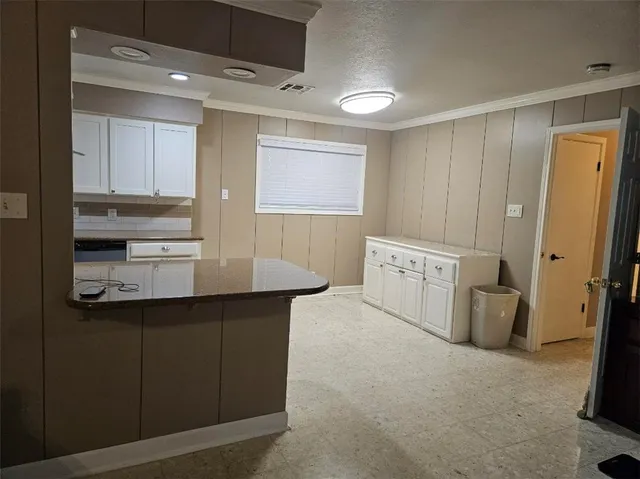 $349,500 | 709 Brock Drive, Corpus Christi, TX 78412