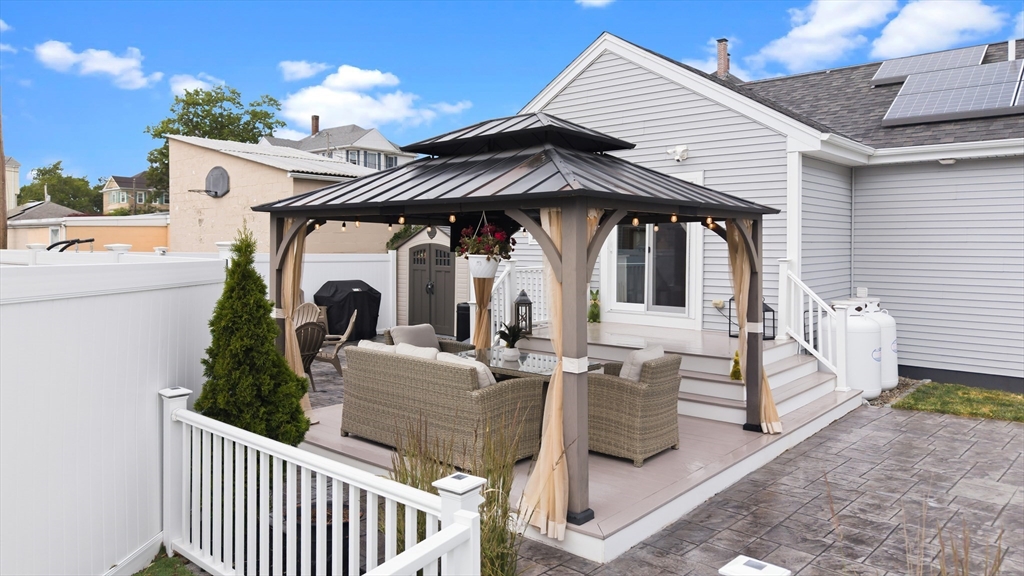 127 Middlesex Street Fall River, MA 02723 - Photo 32 of 38