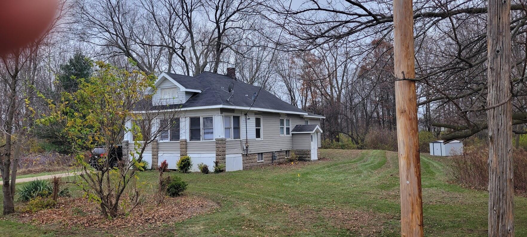 3811 Beeline Road Holland, MI 49424 - Photo 1 of 14 house2