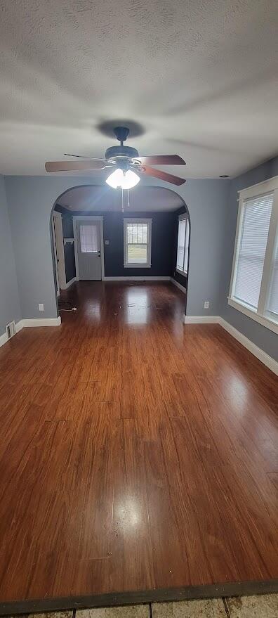 3811 Beeline Road Holland, MI 49424 - Photo 5 of 14 liv