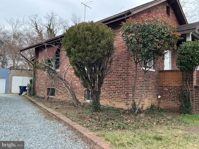 a backyard of a house