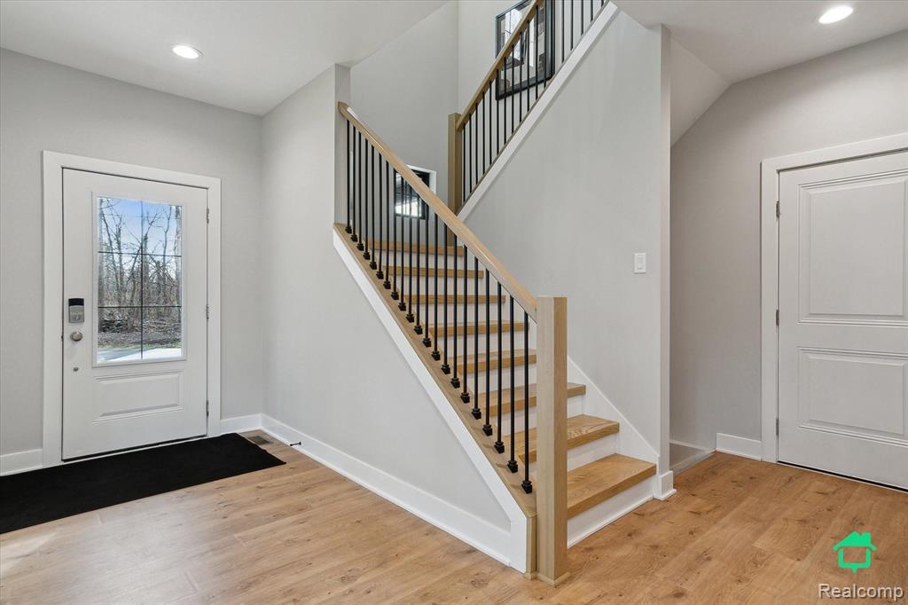2125 Benstein Road Walled Lake, MI 48390 - Photo 8 of 68