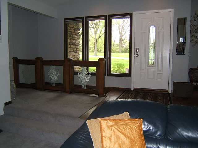 4008 Old Poste Road Columbus, OH 43221 - Photo 3 of 25 Gallery Image 3