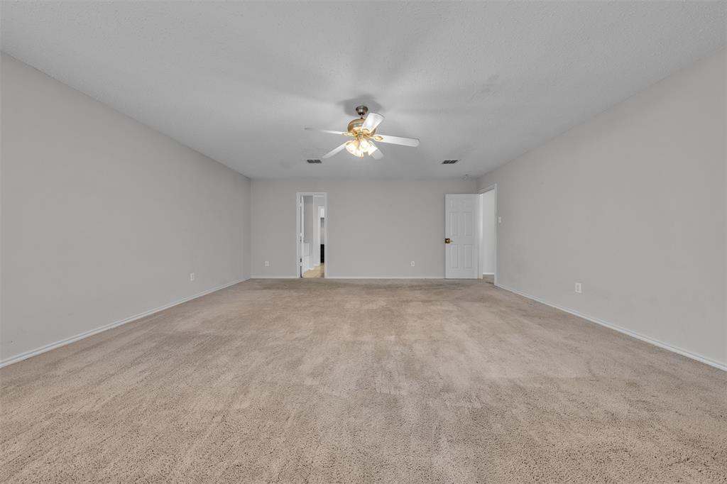 4254 Birch Creek Road Fort Worth, TX 76244 - Photo 19 of 39