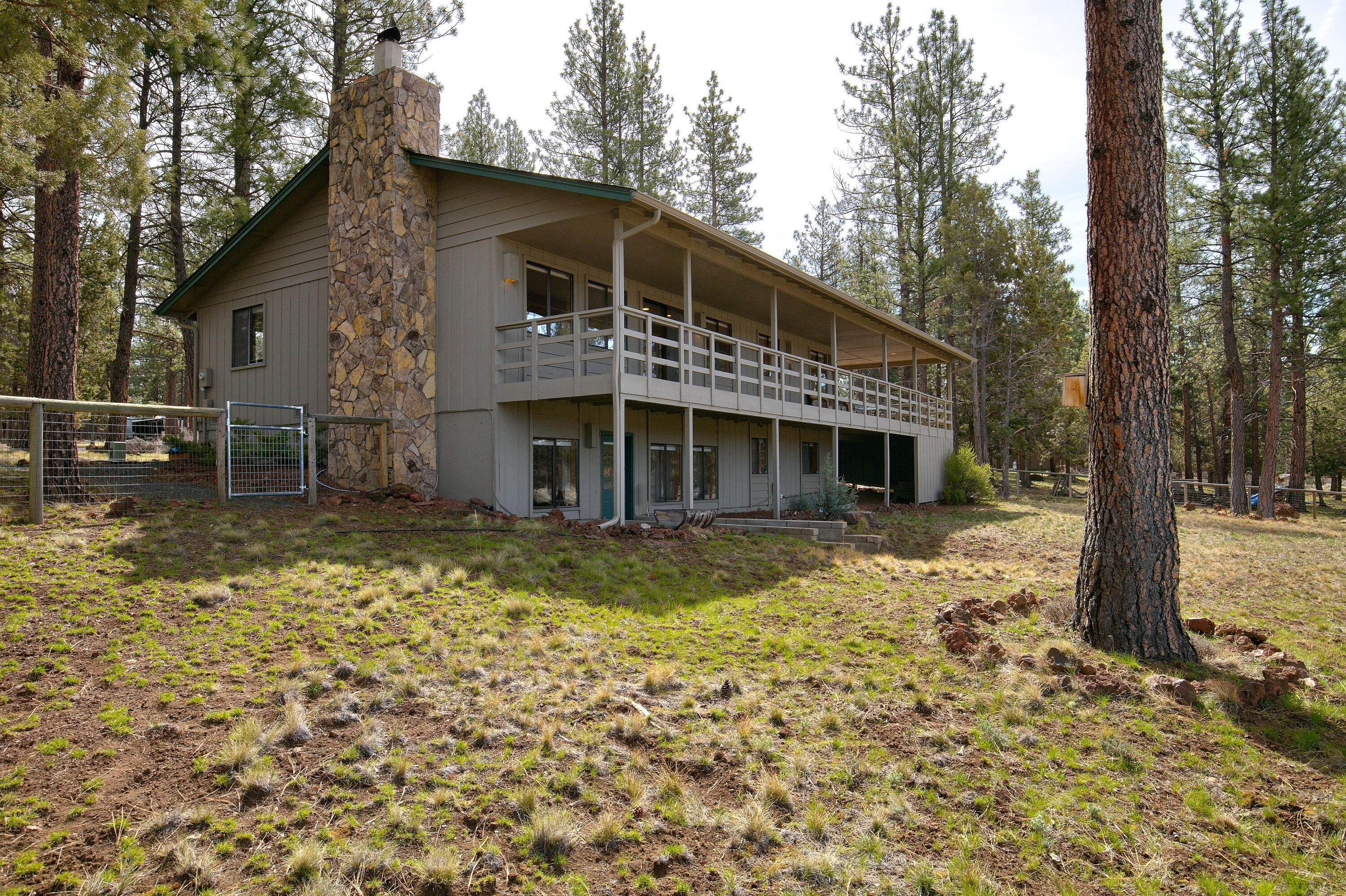 69825 Pine Ridge Road Sisters, OR 97759 - Photo 35 of 43 69825 Pine Ridge Rd._030