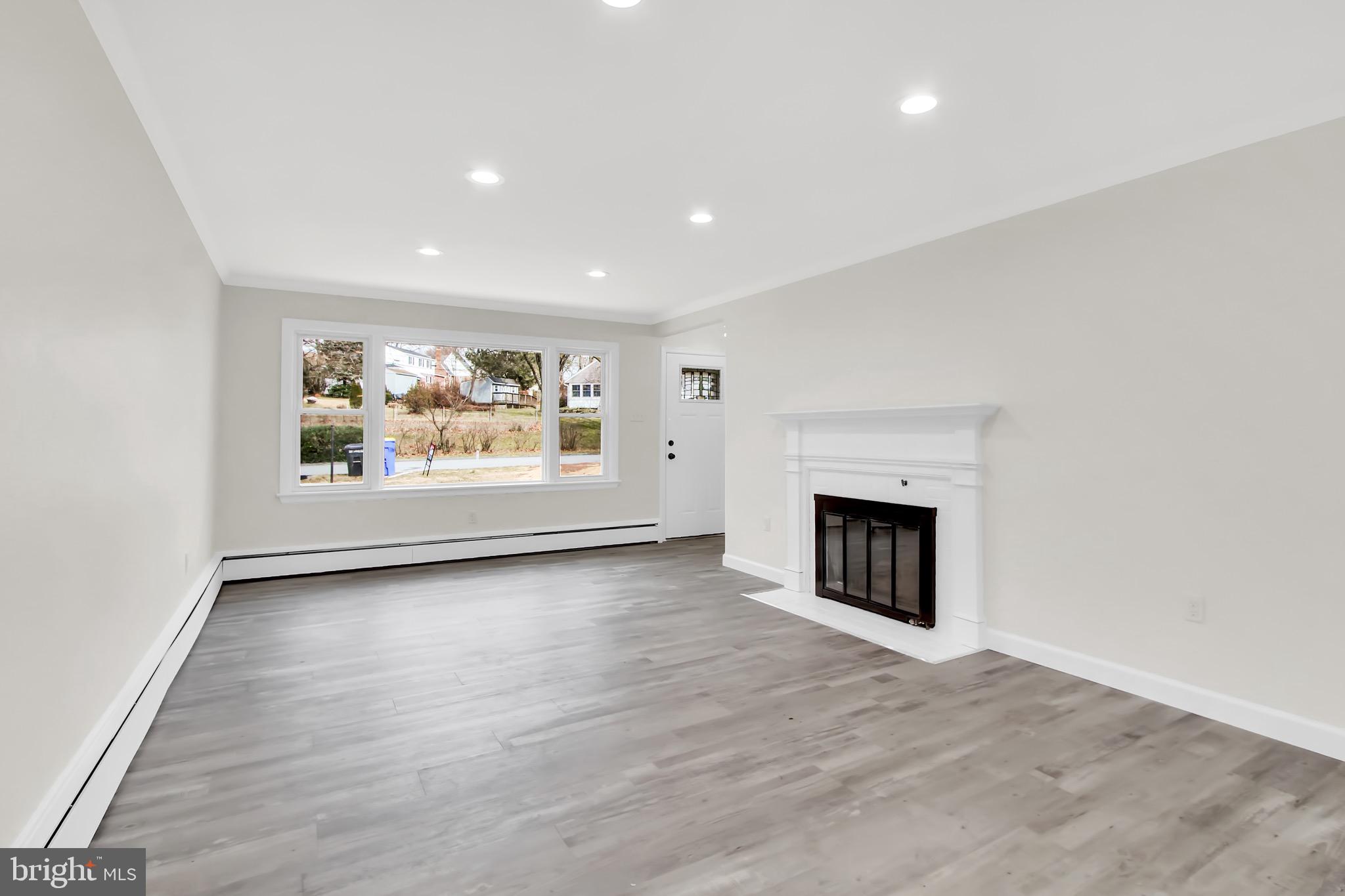 1680 Niles Road York, PA 17403 - Photo 3 of 28 Gallery Image 3