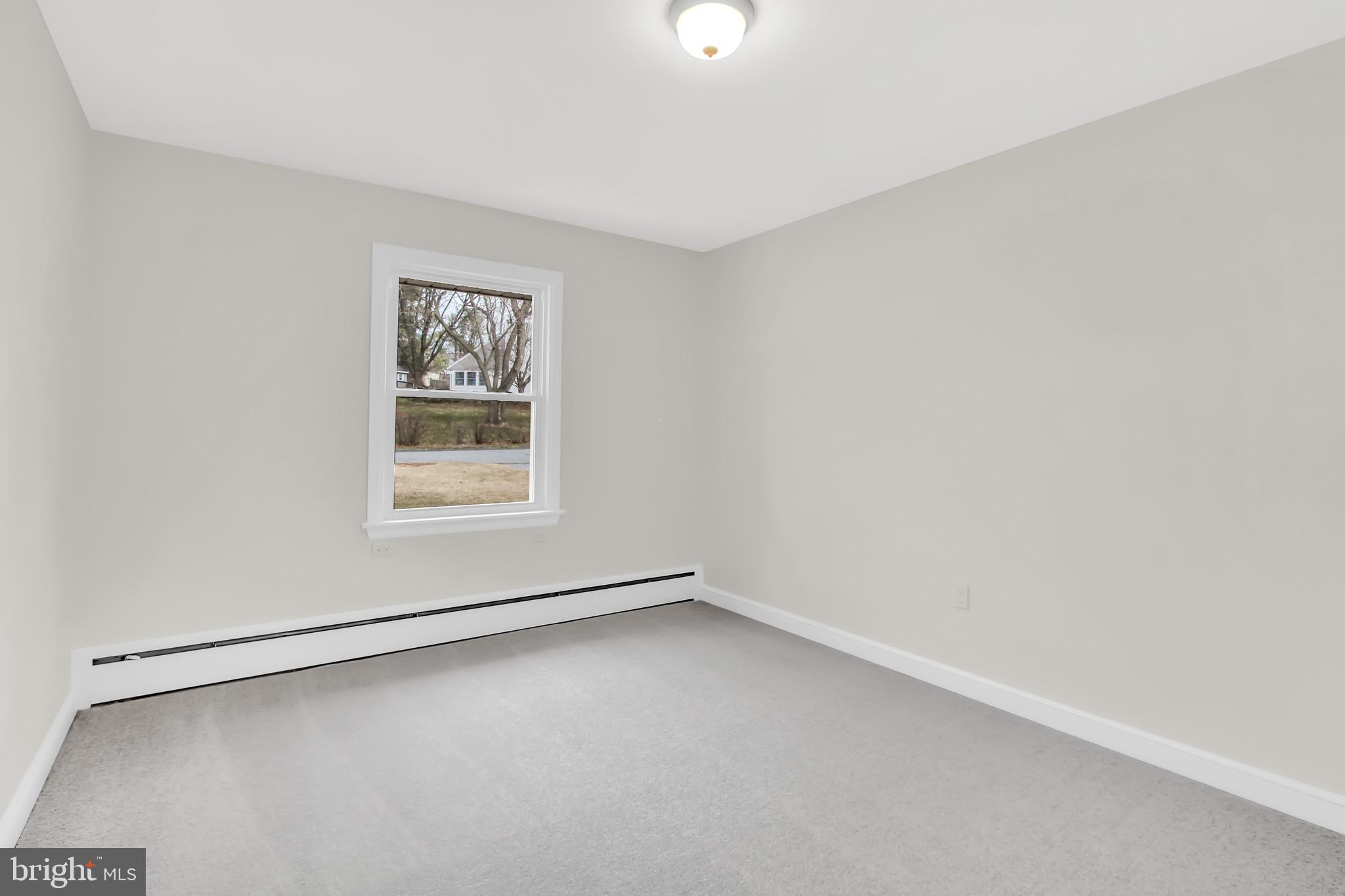 1680 Niles Road York, PA 17403 - Photo 9 of 28 Gallery Image 9
