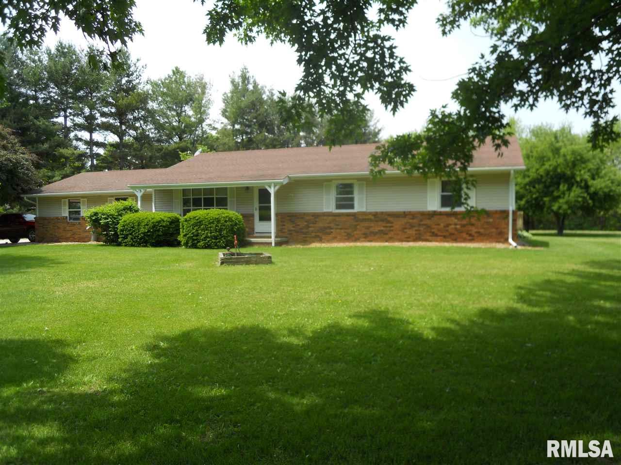 10109 North Voorhees Road Edwards, IL 61528 - Photo 2 of 23 Gallery Image 2