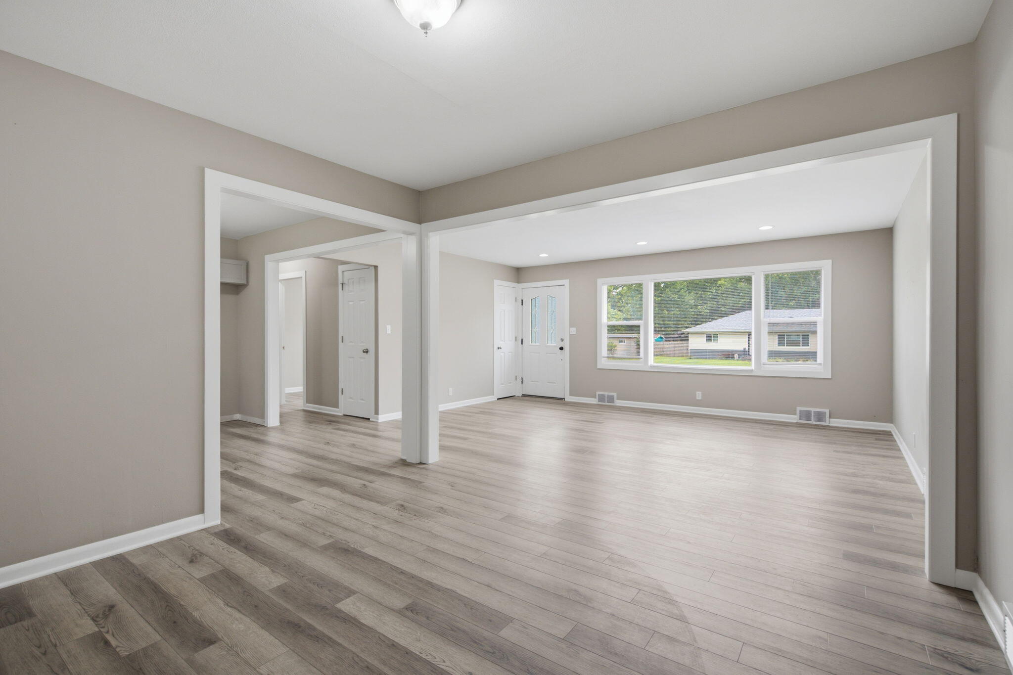1259 East Berkeley Street Springfield, MO 65804 - Photo 10 of 29 10-web-or-mls-DSC05752