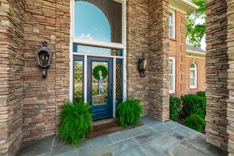 $1,050,000 | 137 Mimosa Drive, Gallatin, TN 37066