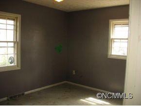26 Fieldcrest Road Arden, NC 28704 - Photo 7 of 11 Gallery Image 7